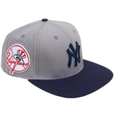 Pro Standard New York Yankees Snapback (Gray) LNY730912