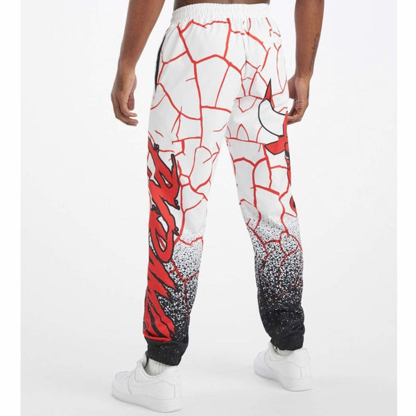 Black Pyramid Chicago Bulls Logo Pants (White) Y4162353-WHT