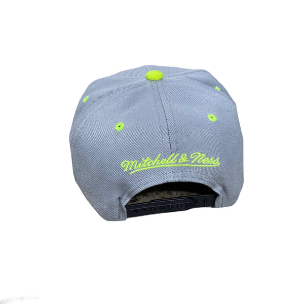 Mitchell & Ness Nba Detroit Pistons Volt Snapback (Grey/Neon Yellow)