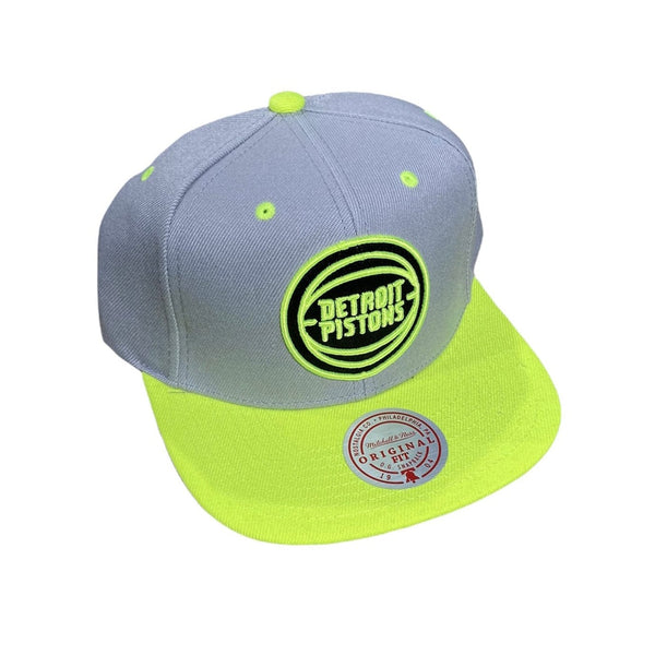 Mitchell & Ness Nba Detroit Pistons Volt Snapback (Grey/Neon Yellow)